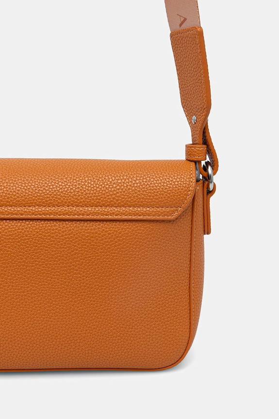 Kiegészítők Armani Exchange oldaltáska női műbőr 942912.CC783. narancssárga