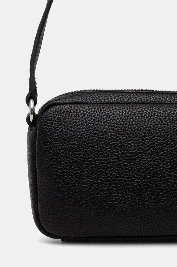 Kiegészítők Armani Exchange női műbőr Oldaltáska XW001547.AF17019 fekete