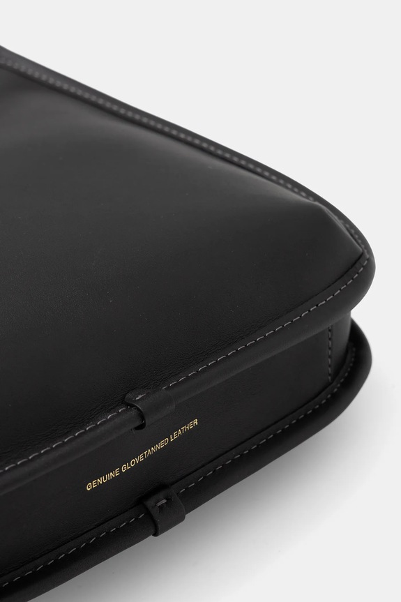Coach torebka skórzana Curve Zip Bag czarny CAF11