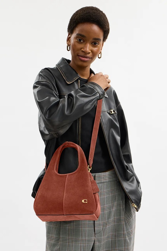 Coach Suade Lana Shoulder Bag 23 сумка крос-боді жіноча замшева CBZ95