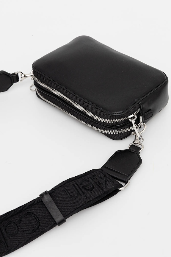 Akcesoria Calvin Klein torebka crossbody damska z imitacji skóry LV04F3165G czarny