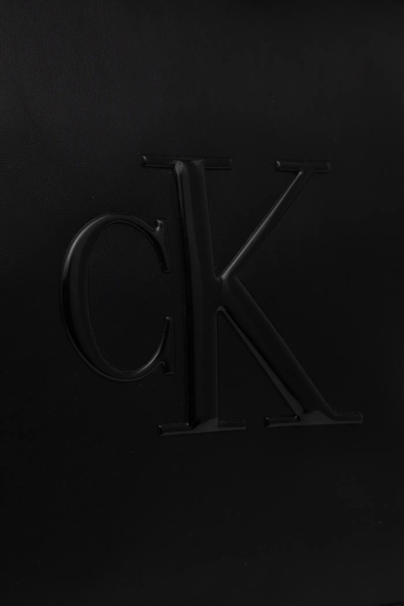 Τσάντα Calvin Klein μαύρο LV04F3218G
