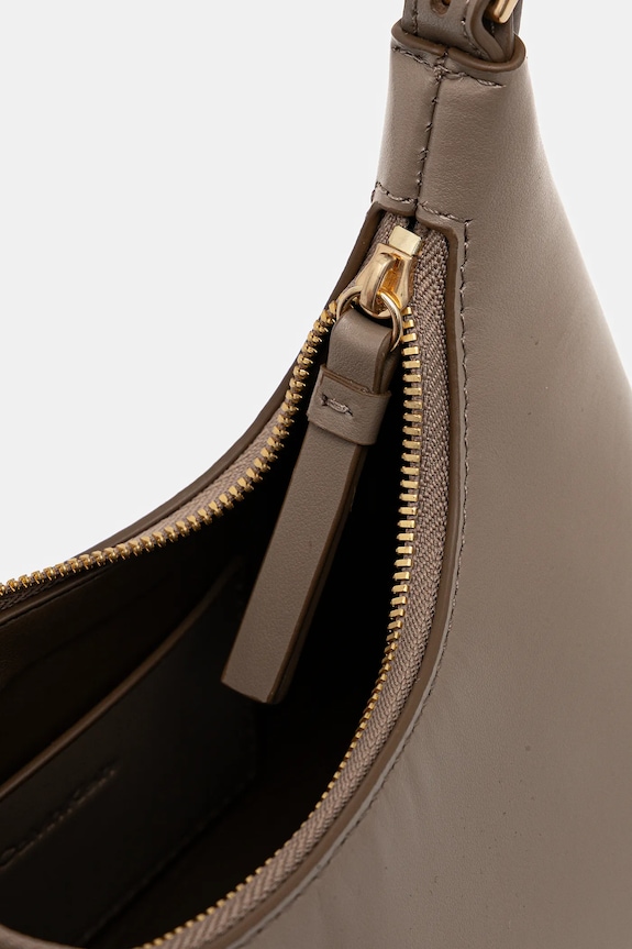 Kožená kabelka Calvin Klein LV04F3263G