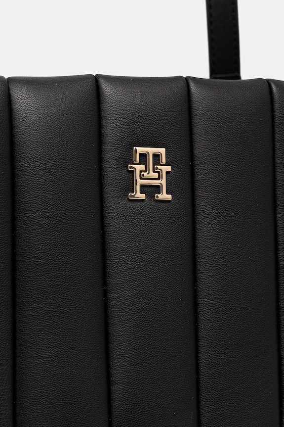 Τσάντα Tommy Hilfiger μαύρο AW0AW17670