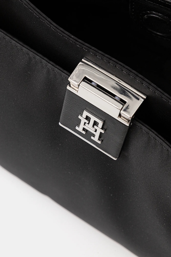 Kabelka Tommy Hilfiger AW0AW18200 černá
