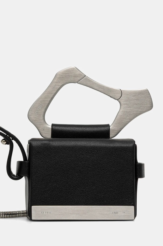Heliot Emil leather earbud case black PREAW25.15.46.L03.BLK01