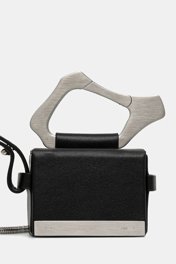 Heliot Emil leather earbud case black PREAW25.15.46.L03.BLK01