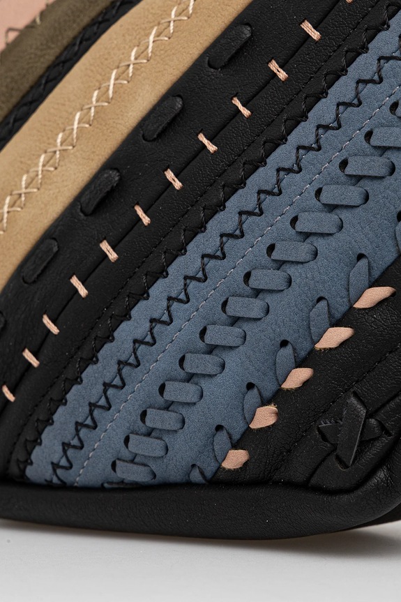 Torbica Desigual QUEBEC WHIPSTITCH PAT črna 25WAXP78