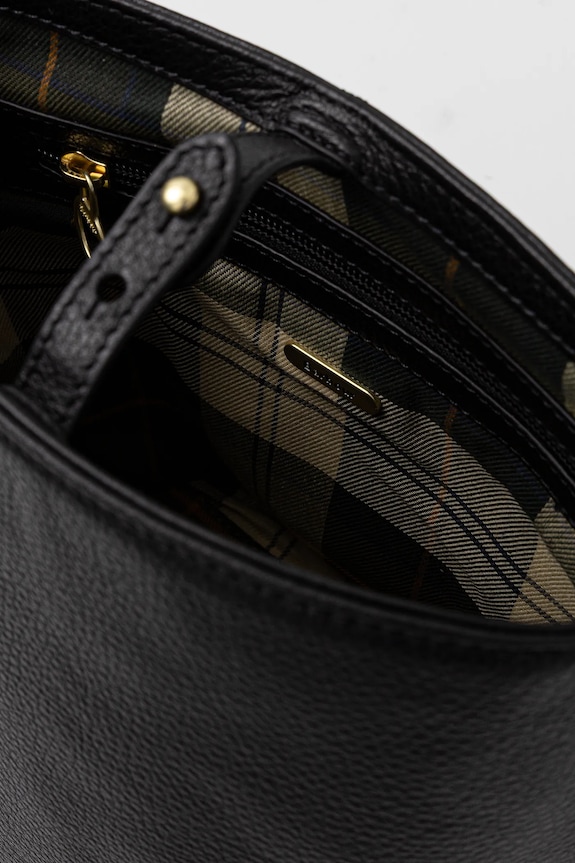 Barbour poșetă de piele LBA0488 negru