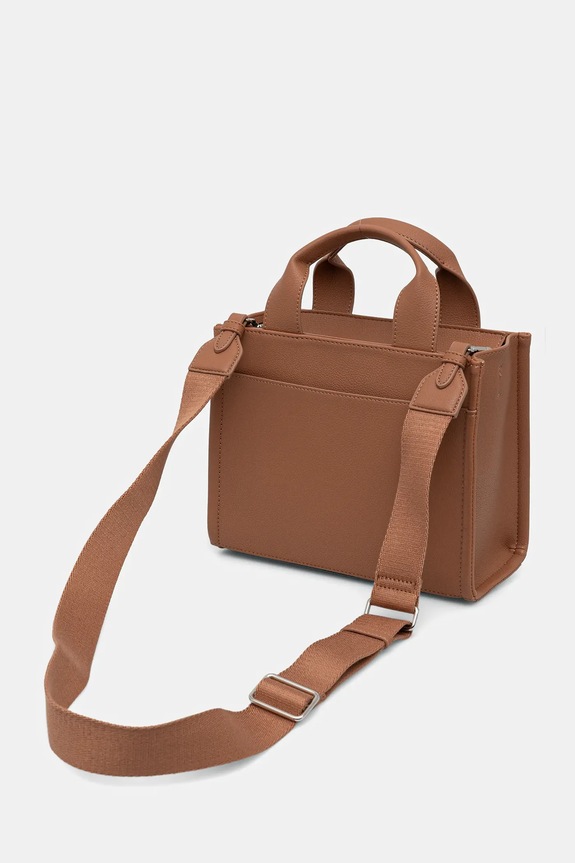 Kiegészítők Dkny kézitáska HADLEE R53AAC80 barna