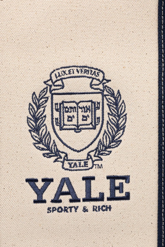 Сумочка Sporty & Rich Yale Crest Tote бежевий BA006611677BE23