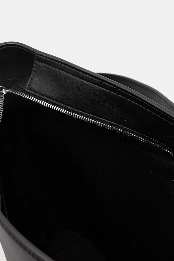 Τσάντα Marc O'Polo μαύρο 5000007745