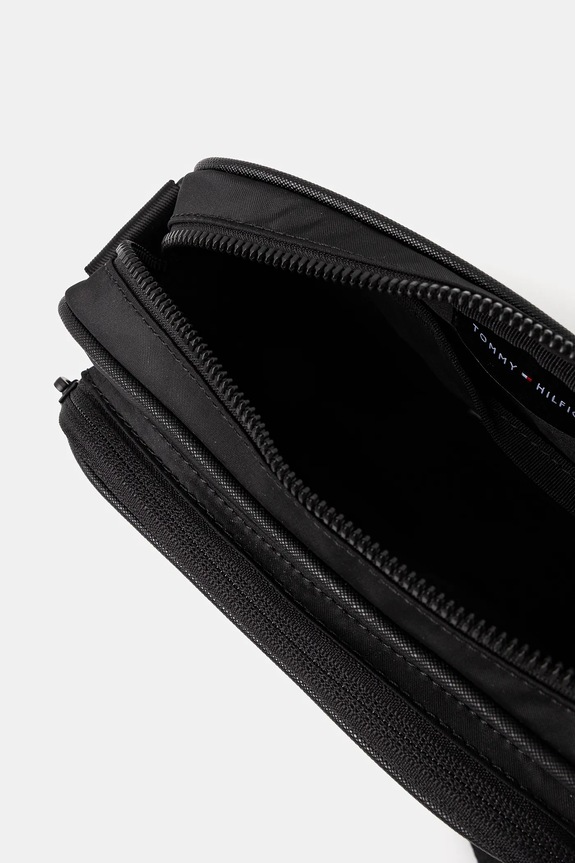 Τσάντα φάκελος Tommy Hilfiger AM0AM13468 μαύρο