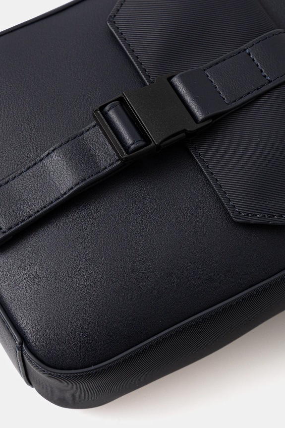 Σακίδιο Tommy Hilfiger σκούρο μπλε AM0AM13479