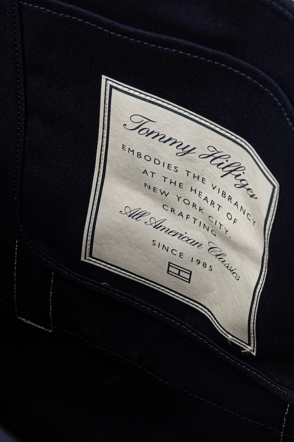 Tommy Hilfiger torba 57 x 38 x 15 cm AM0AM13557 granatowy