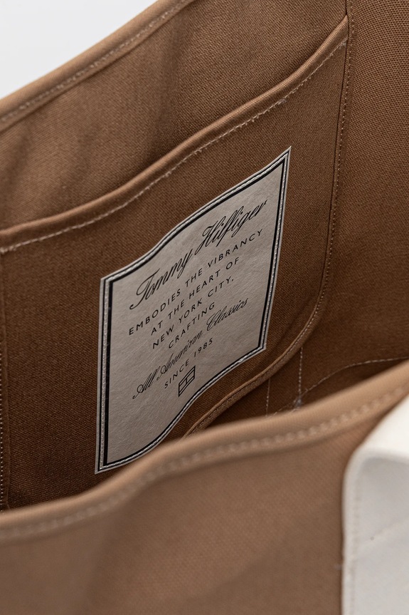 Tommy Hilfiger torba 57 x 38 x 15 cm AM0AM13557 brązowy