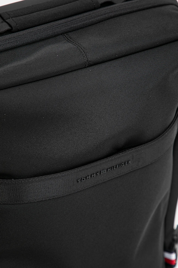 Kovček Tommy Hilfiger črna AM0AM13474