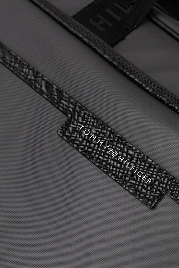 Taška na notebook Tommy Hilfiger 42 x 32 x 10 cm AM0AM13466 sivá