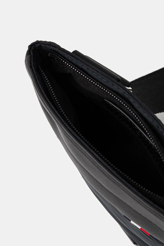 Σακίδιο Tommy Hilfiger AM0AM13620 μαύρο