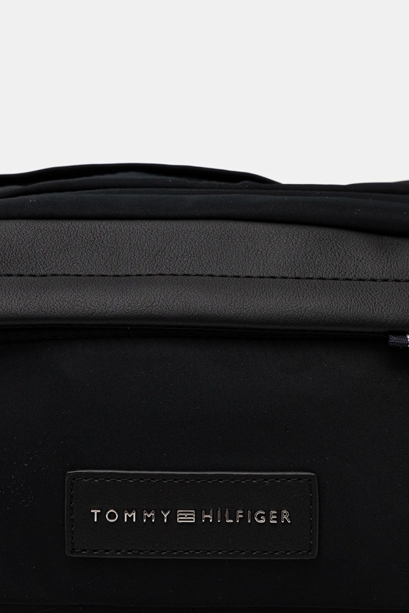 Σακίδιο Tommy Hilfiger μαύρο AM0AM13786