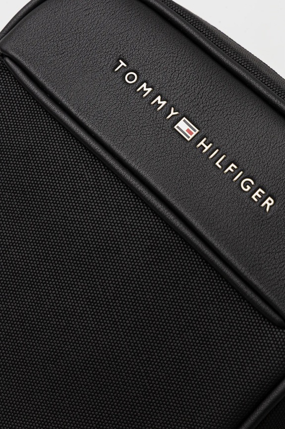 Tommy Hilfiger saszetka czarny AM0AM13624