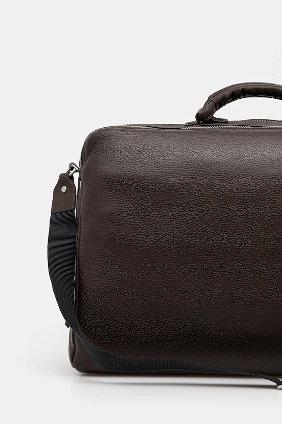 Kožená taška Tommy Hilfiger 52 x 34 x 18 cm hnědá AM0AM13652