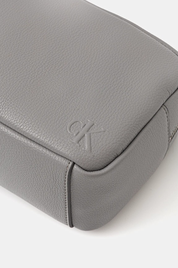 Akcesoria Calvin Klein kosmetyczka LV04D1090G szary