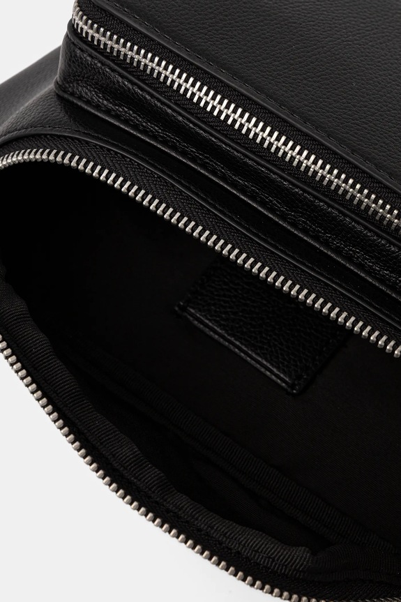 Calvin Klein nerka męska z imitacji skóry LV04D3130G czarny