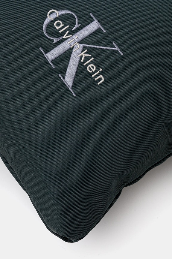 Malá taška Calvin Klein zelená LV04D3178G