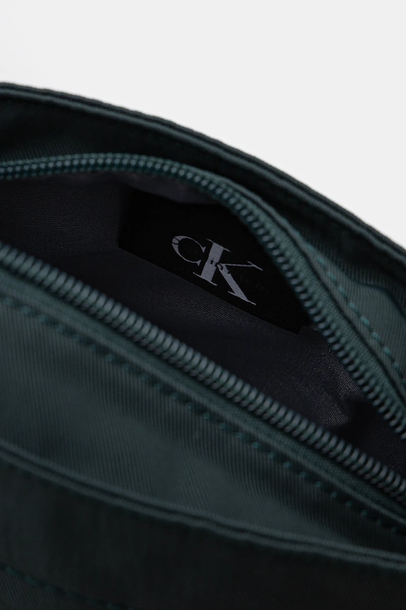 Malá taška Calvin Klein LV04D3178G zelená