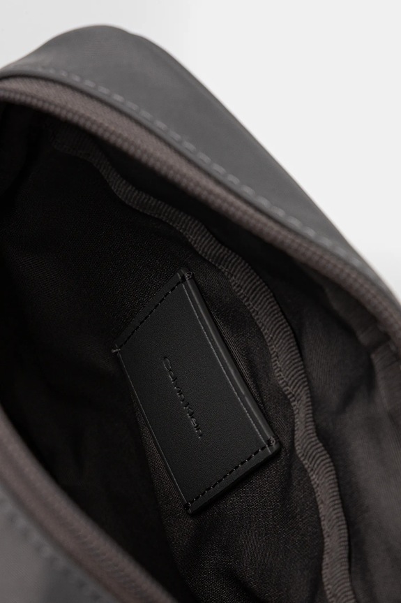 Malá taška Calvin Klein LV04D3180G sivá