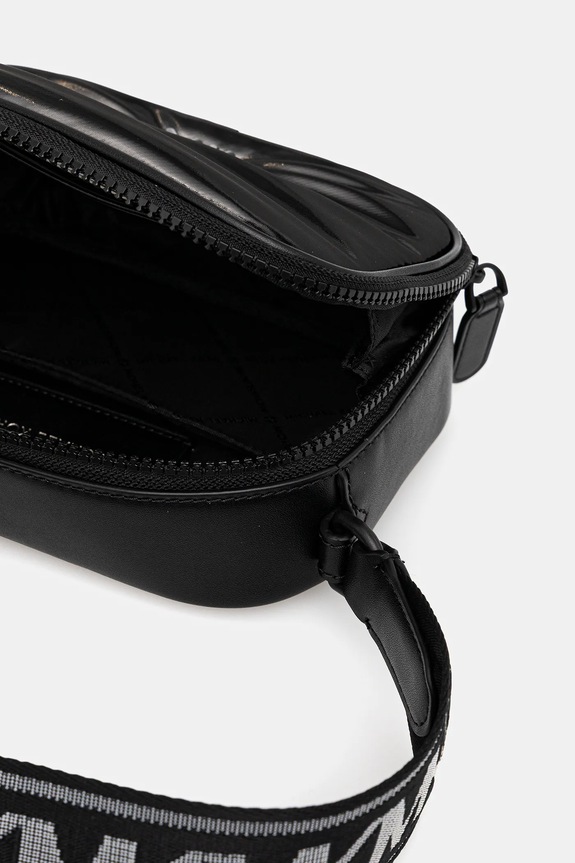 Malá taška Michael Kors 33F5TBNM1M čierna