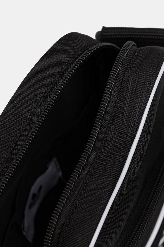 Malá taška adidas Originals Adicolor JX0257 čierna