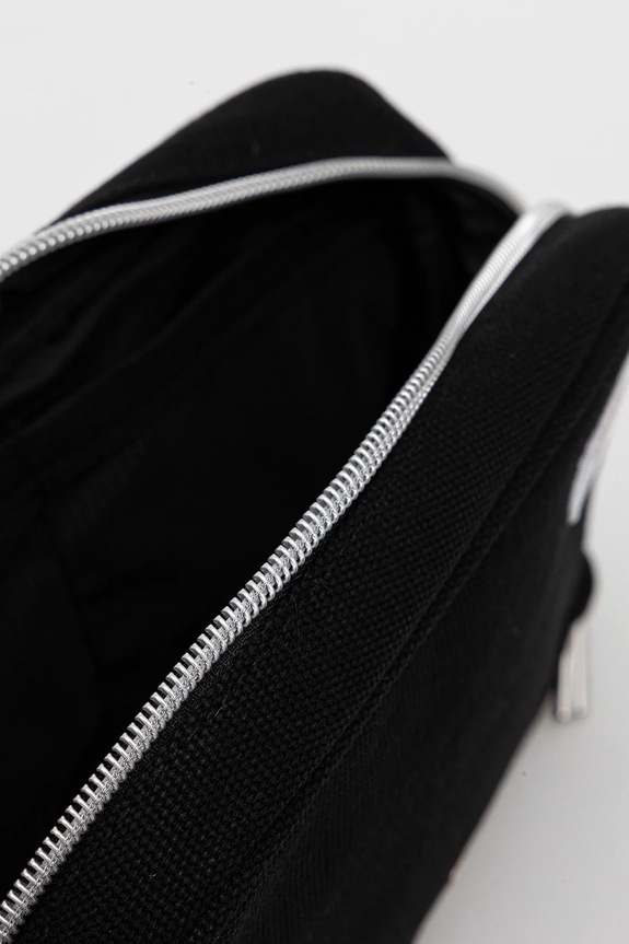 Converse marsupio nero MA5701