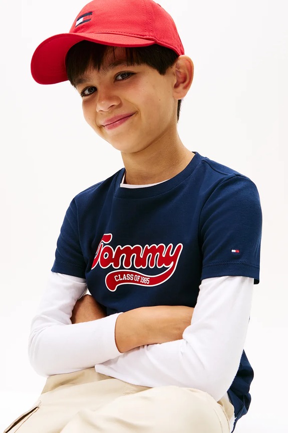 Chłopiec Tommy Hilfiger t-shirt bawełniany dziecięcy KB0KB10118.128.176.9BYA granatowy