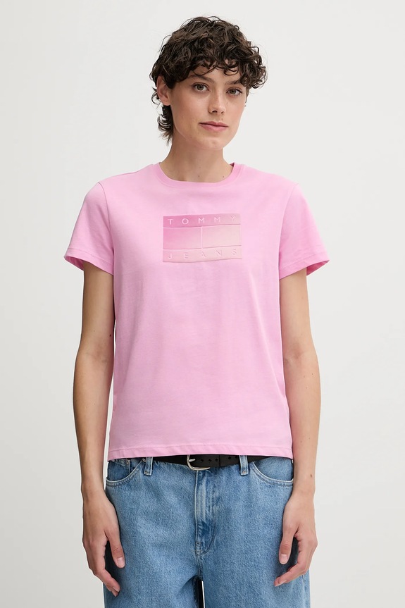 Bavlnené tričko Tommy Jeans nášivka ružová DW0DW20905