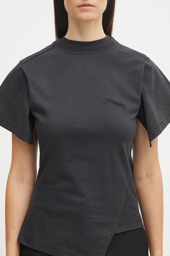 VETEMENTS cotton t-shirt Logo Shifted black WH76TR590B