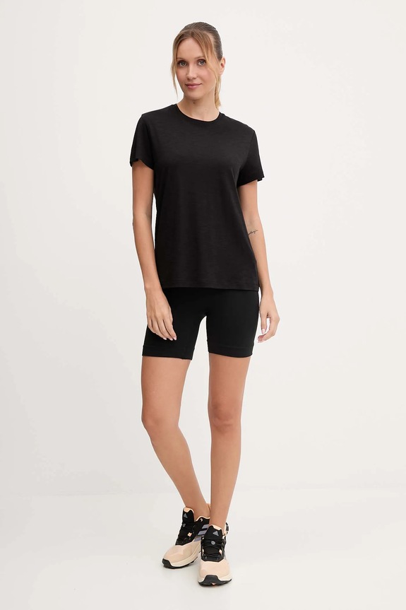 Casall T-shirt treningowy damski z lyocellu 23103. czarny SS26