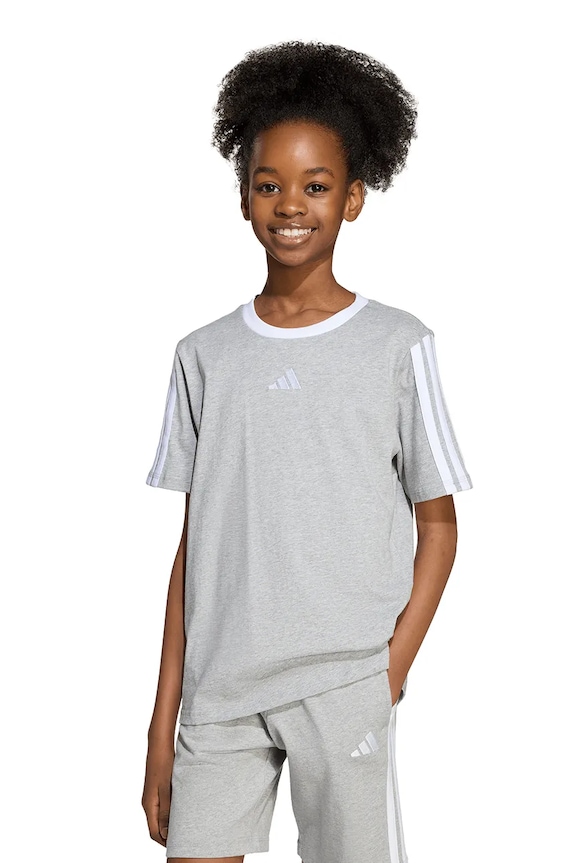 adidas t-shirt bawełniany dziecięcy aplikacja szary JW8631