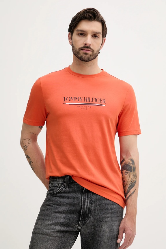 Bavlnené tričko Tommy Hilfiger potlač oranžová MW0MW40324