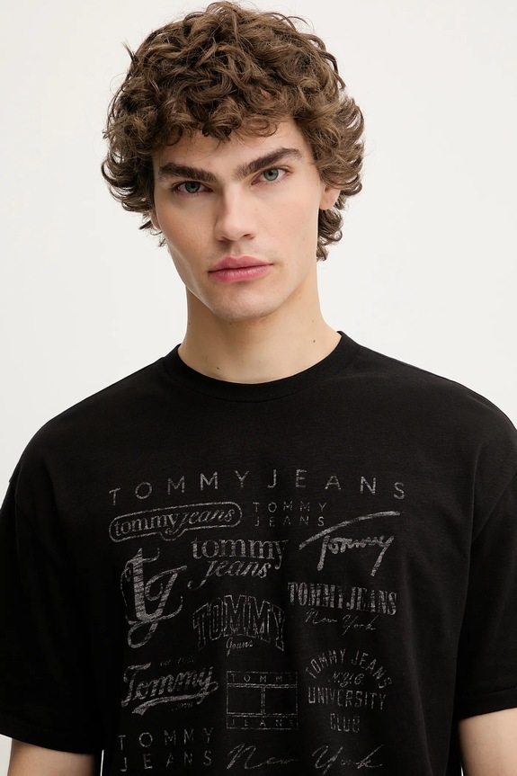Pamučna majica Tommy Jeans crna DM0DM21584