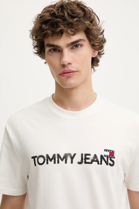 Bombažna kratka majica Tommy Jeans bela DM0DM21585