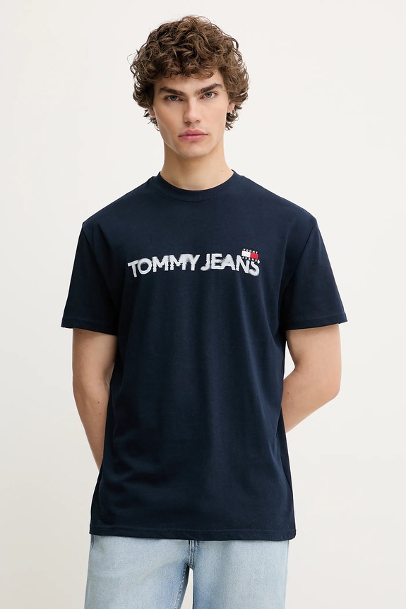 Pamučna majica Tommy Jeans Planet friendly mornarsko plava DM0DM21585