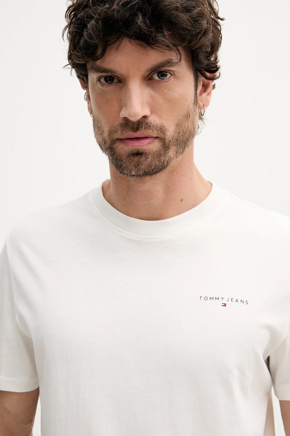 Ρούχα Tommy Jeans T-shirt ανδρικό βαμβακερό DM0DM21780 λευκό