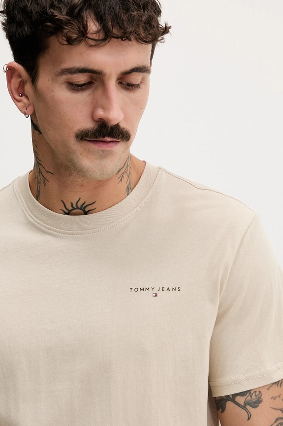 Tommy Jeans t-shirt ανδρικό βαμβακερό μπεζ DM0DM21780