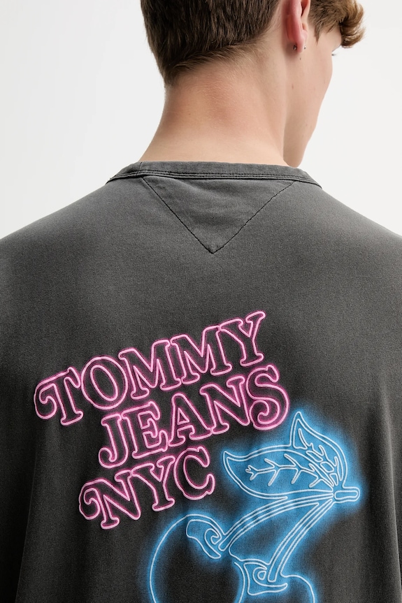 Bavlnené tričko Tommy Jeans DM0DM21829 sivá