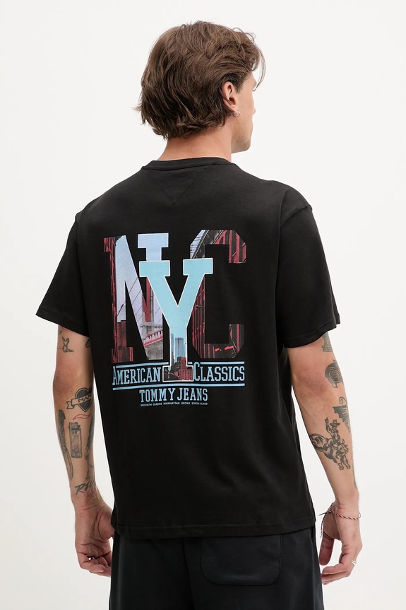 Odzież Tommy Jeans t-shirt bawełniany DM0DM21831 czarny