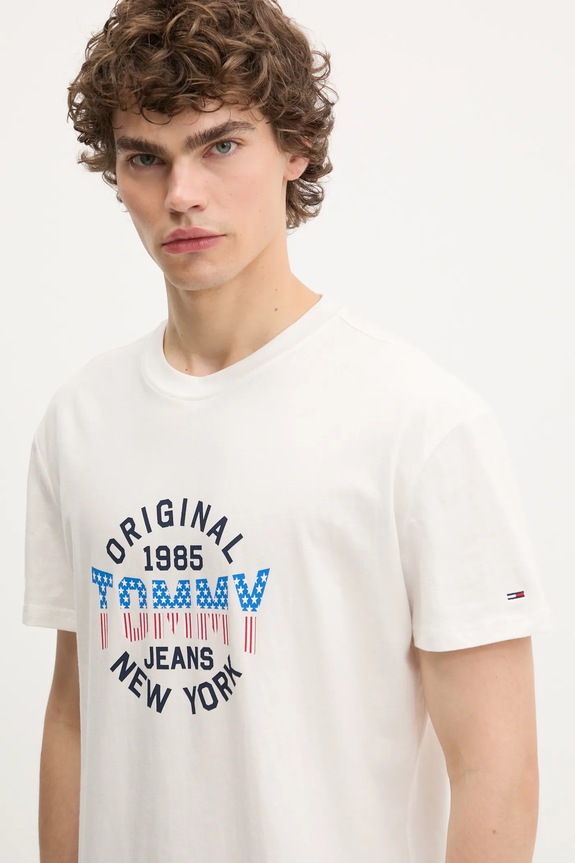Pamučna majica Tommy Jeans bijela DM0DM21913