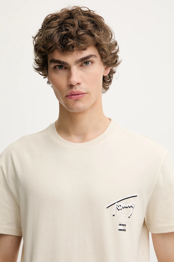 Ρούχα Βαμβακερό μπλουζάκι Tommy Jeans DM0DM21934 μπεζ