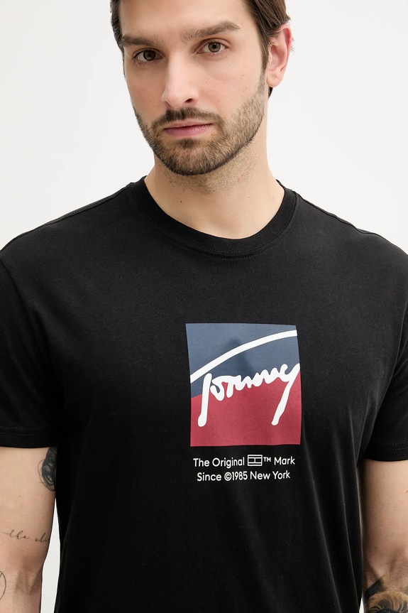 Bombažna kratka majica Tommy Jeans črna DM0DM21940